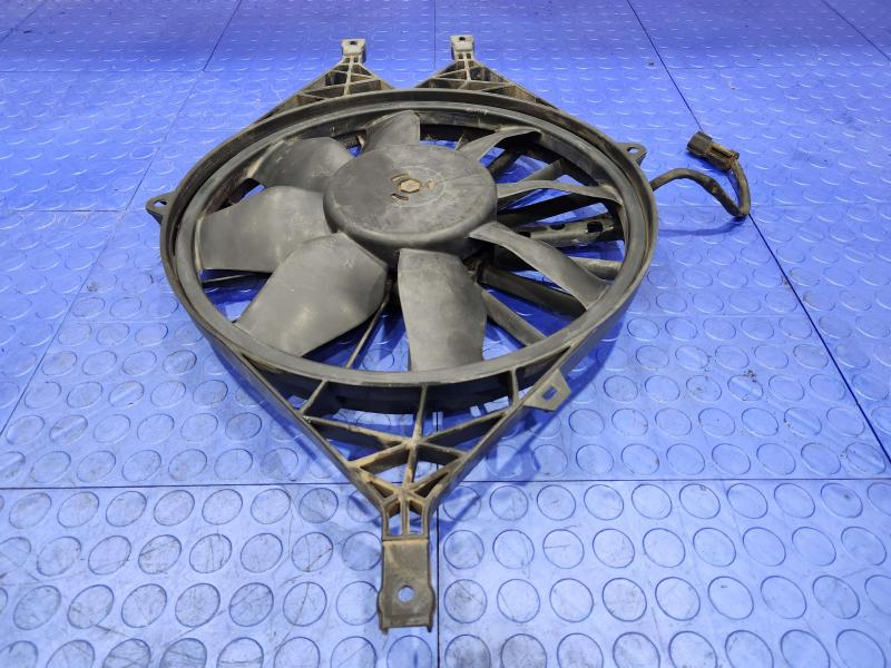 2000-2004 Dodge Dakota Engine Cooling Fan Assembly Genuine OEM 52030033AB