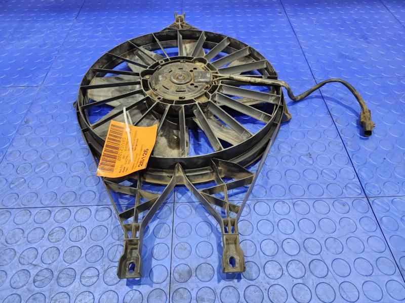 2000-2004 Dodge Dakota Engine Cooling Fan Assembly Genuine OEM 52030033AB