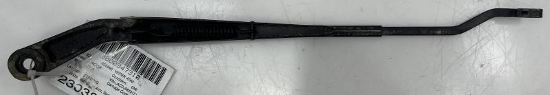 2000 - 2002 Isuzu Trooper Windshield Wiper Arm RH Passenger Side OEM 8972546600