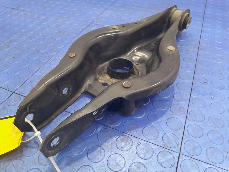 2015 BMW 328i Lower Control Arm Rr