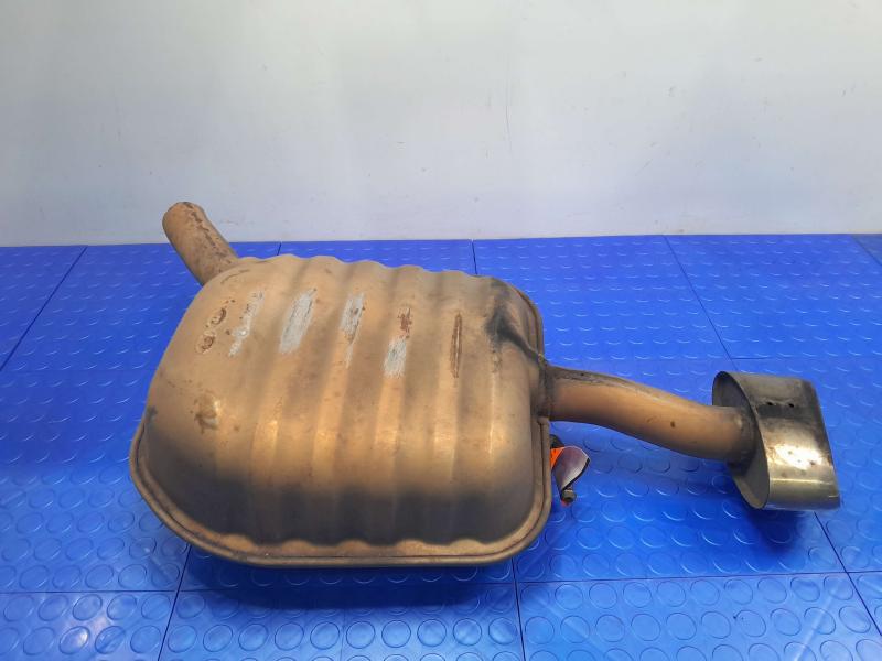2018-2020 Kia Optima 2.4L Rear Exhaust Muffler Right Passenger Side OEM 28711D5550