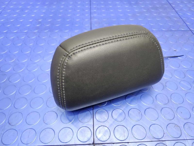 2017 Nissan Maxima Headrest