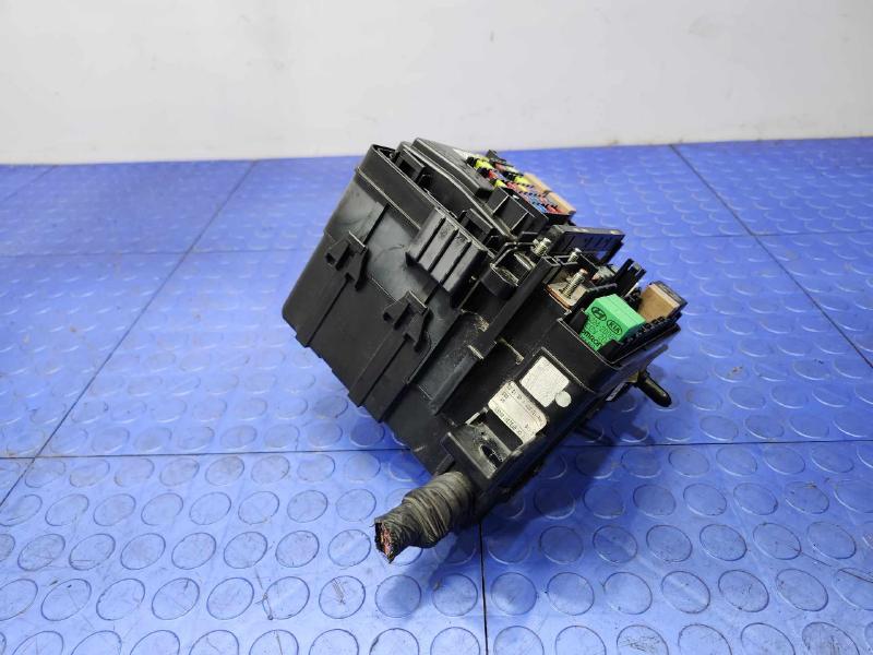 2016 Hyundai Tucson Engine Fuse Box