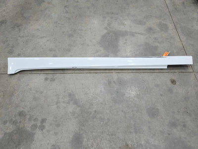 2016 BMW 528I Rocker Moulding