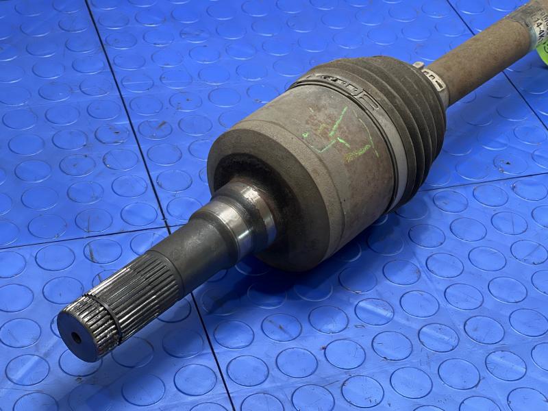 2011 Ford Expedition Axle Shaft