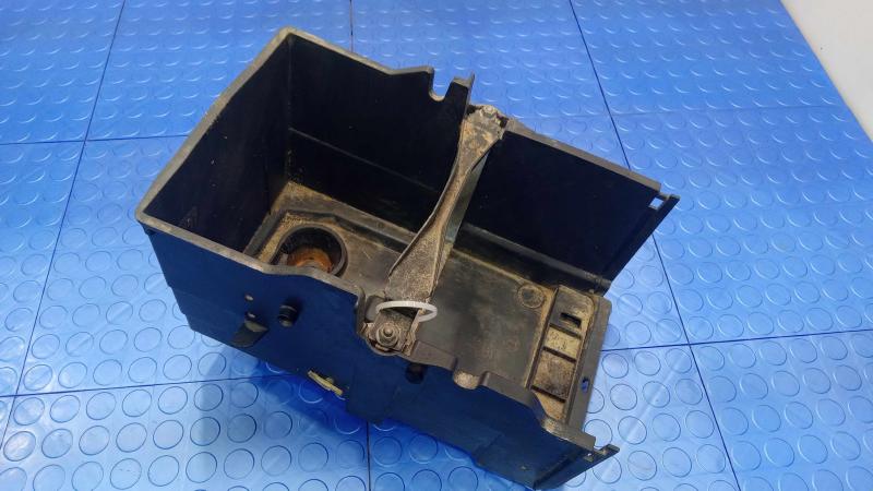 2013 Ford Escape Battery Tray