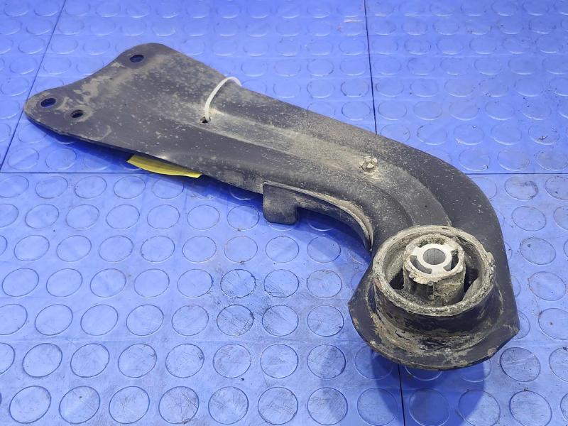 2013 Volkswagen Jetta Lower Control Arm Rr