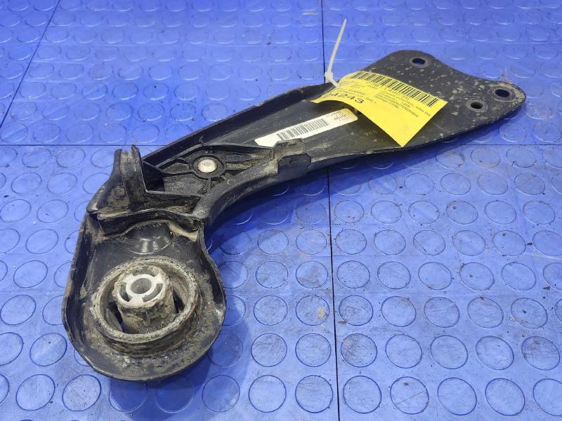 2013 Volkswagen Jetta Lower Control Arm Rr
