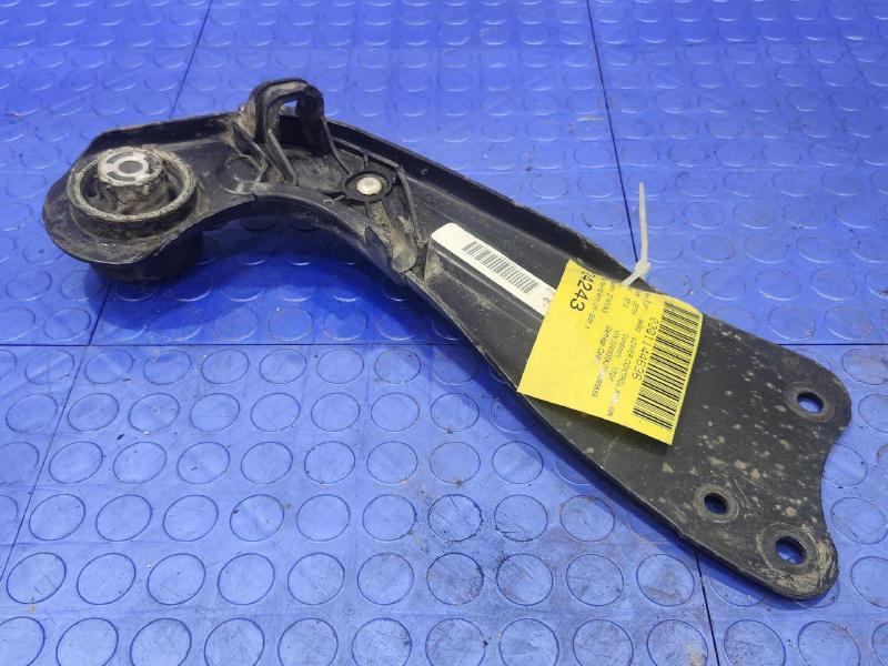 2013 Volkswagen Jetta Lower Control Arm Rr