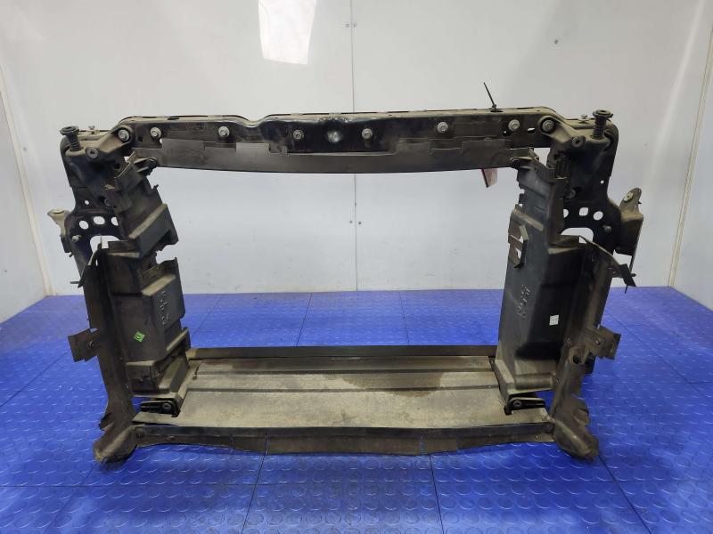 2015 Chrysler 200 Radiator Support