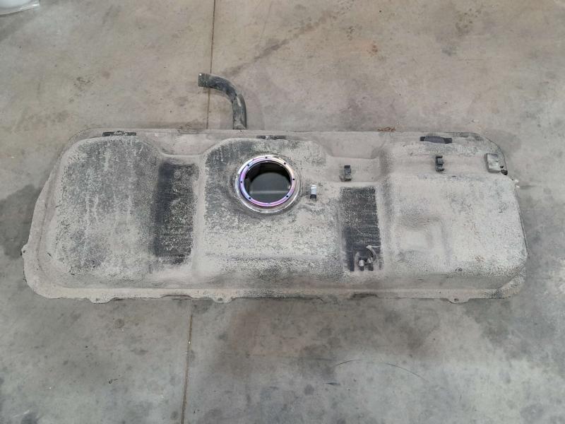 2014 Kia Sedona Fuel Tank Assembly