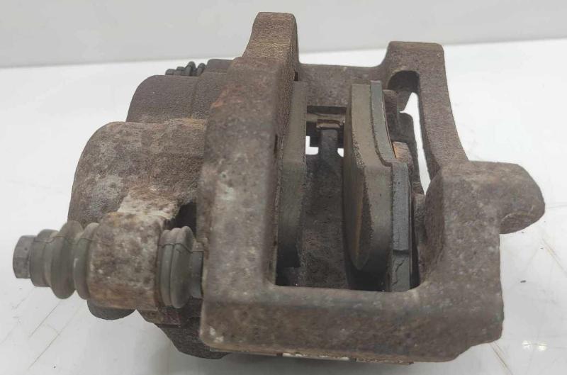 2000 Ford Econoline E-350 Caliper