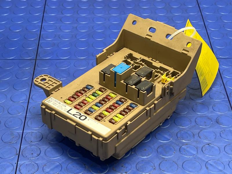 2017 Subaru Legacy Cabin Fuse Box