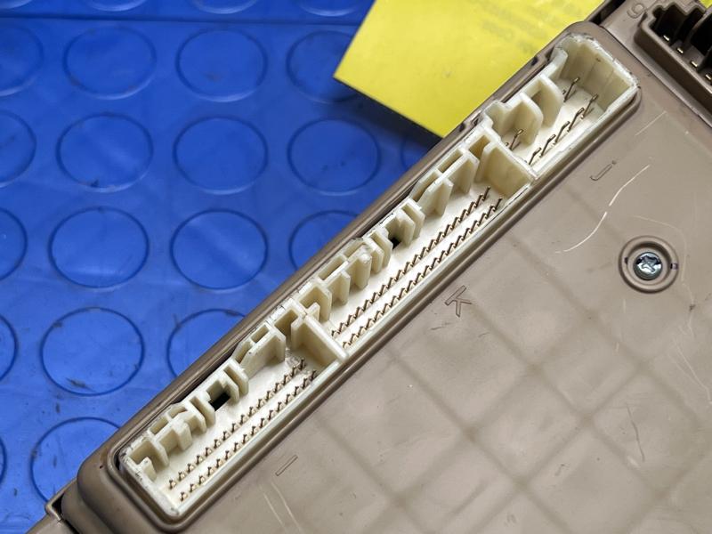 2017 Subaru Legacy Cabin Fuse Box