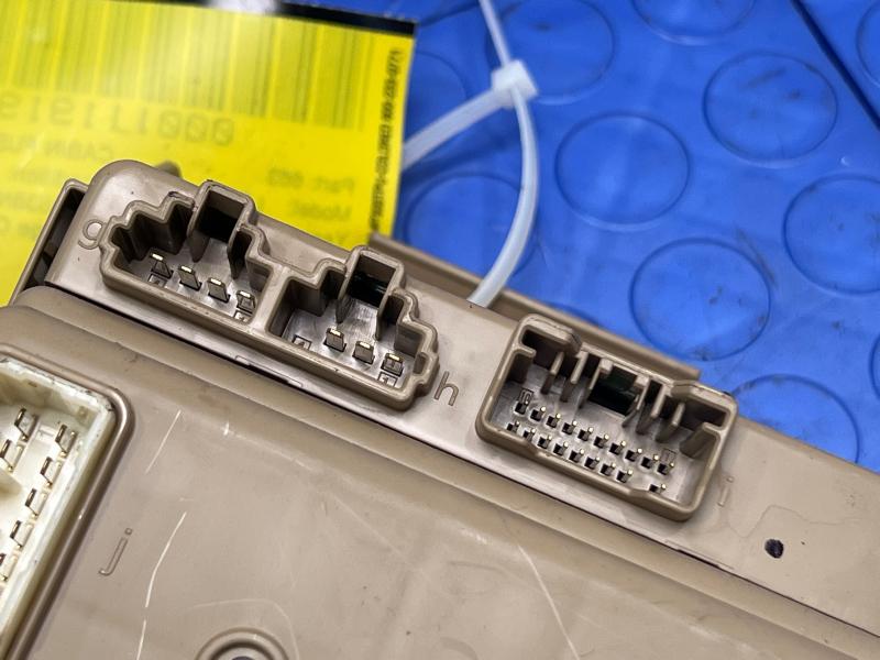2017 Subaru Legacy Cabin Fuse Box