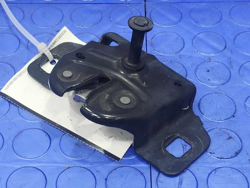 2017 Dodge Grand Caravan Hood Latch