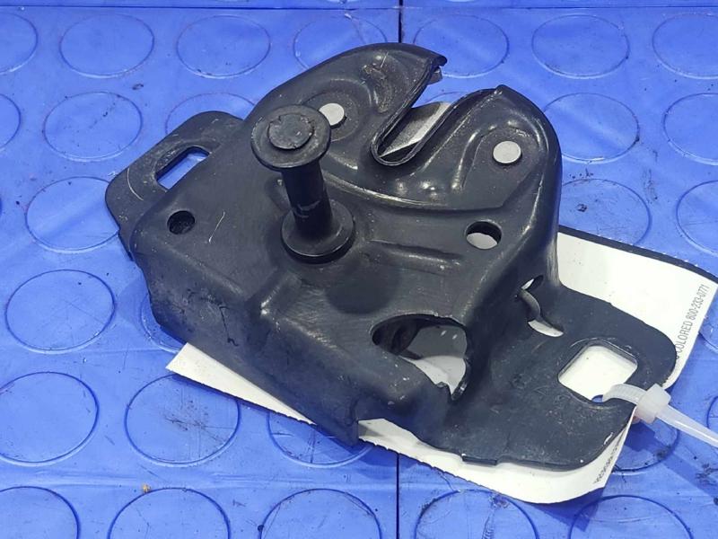2017 Dodge Grand Caravan Hood Latch
