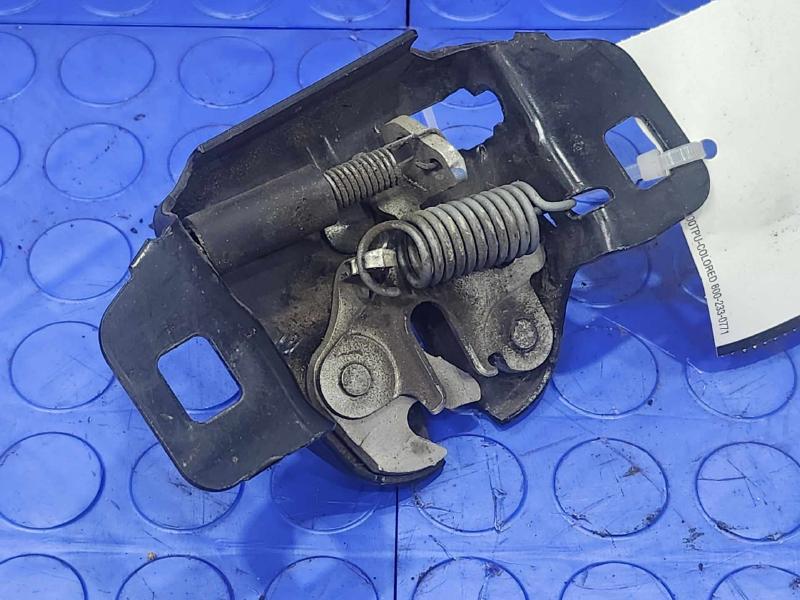 2017 Dodge Grand Caravan Hood Latch