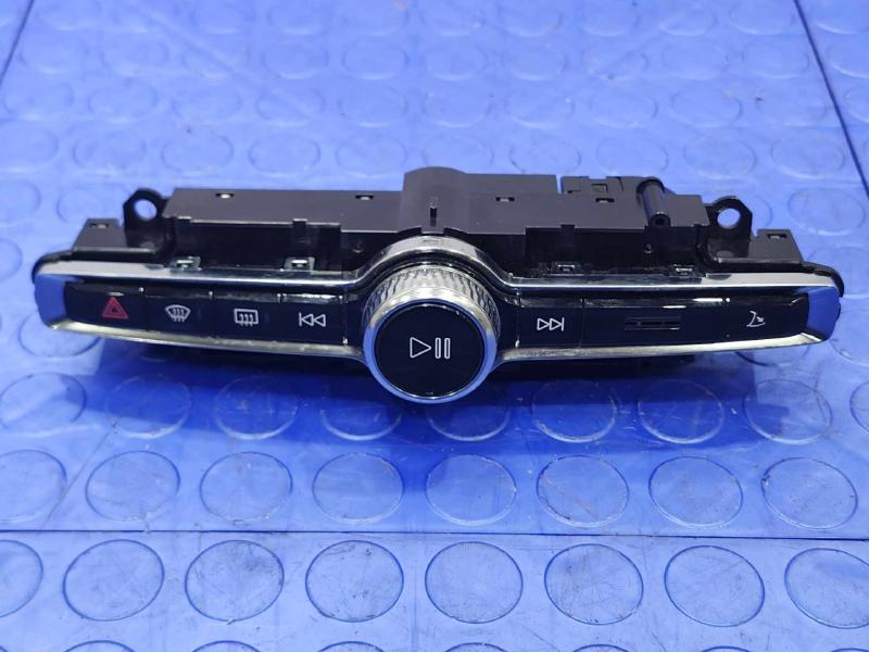 2016-2024 Volvo XC90 Front Radio / Temperature Control Panel OEM 31346789
