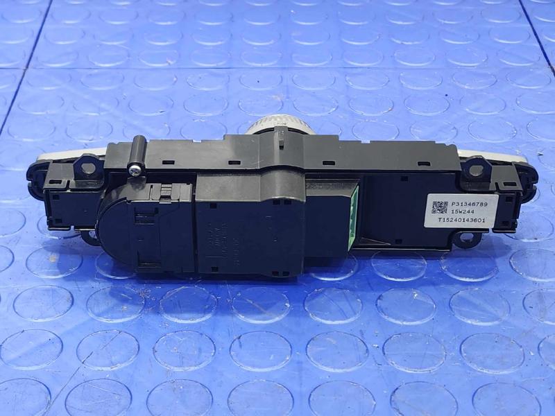 2016-2024 Volvo XC90 Front Radio / Temperature Control Panel OEM 31346789