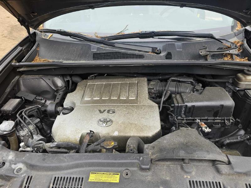 2010 Toyota Highlander Center Pillar