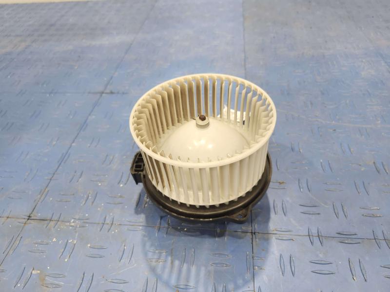 2015 Subaru Forester Blower Motor