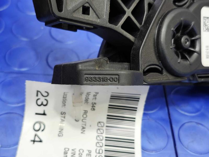 2009-2014 Volkswagen Routan Accelerator Pedal Assembly Genuine OEM 05281225AA