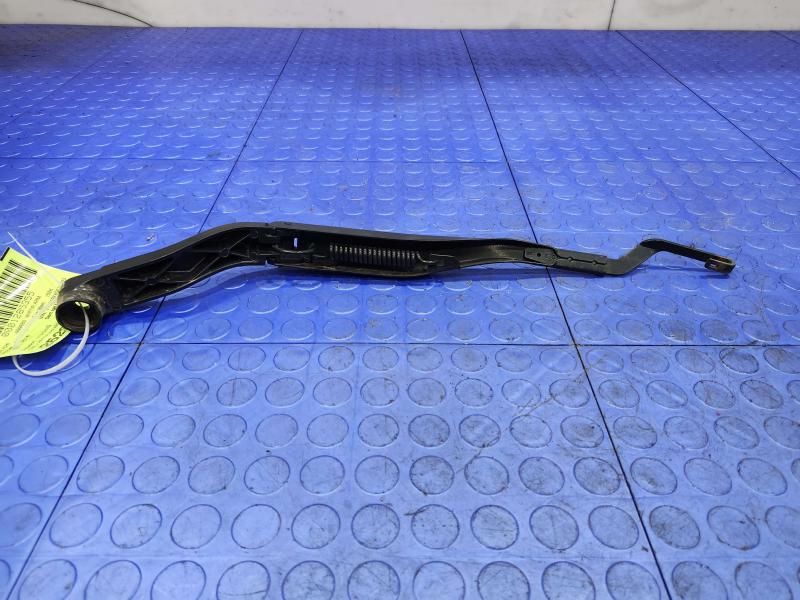 2016 Cadillac ATS Wiper Arm