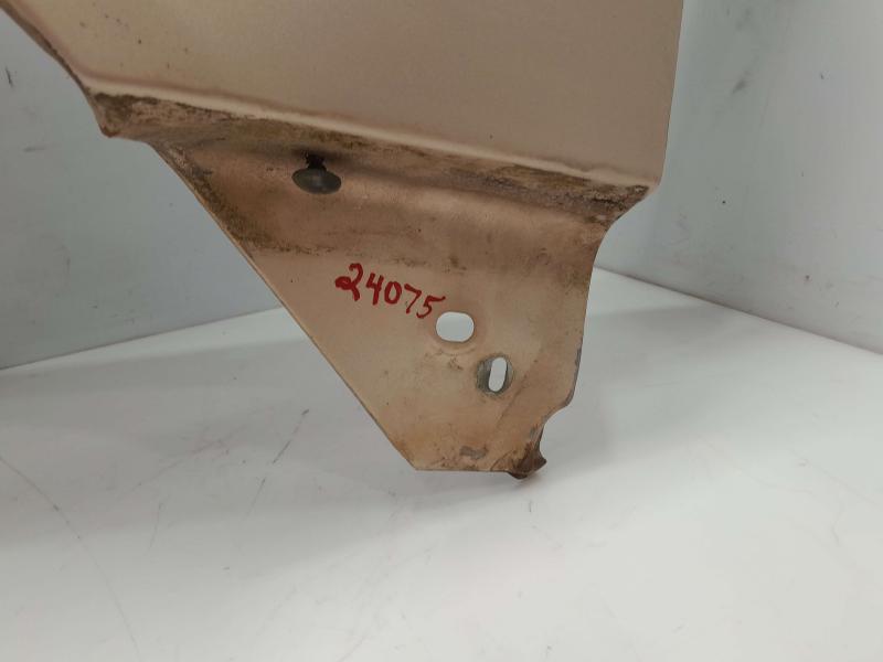 1997 Mazda B2300 Fender