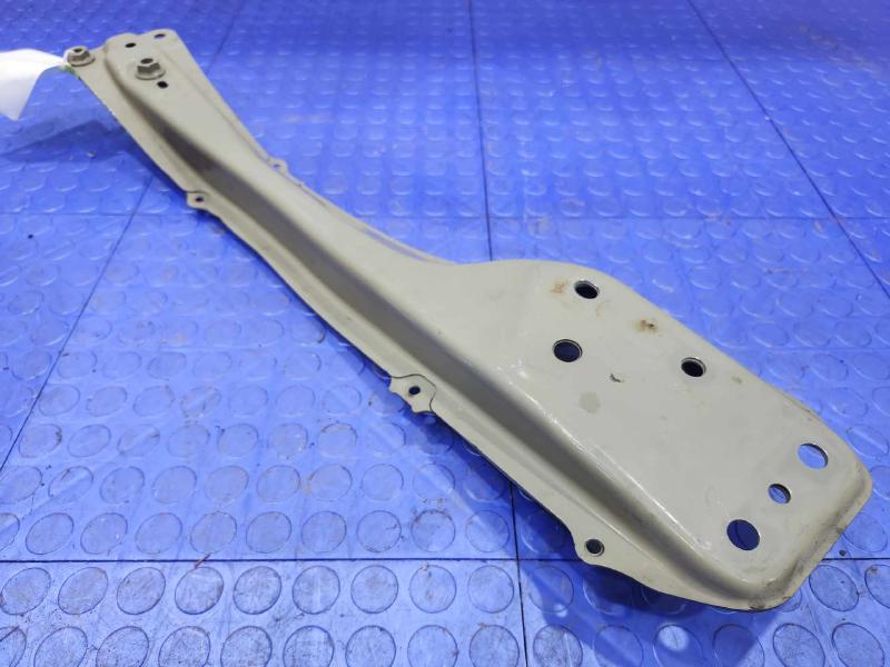 2016 Toyota Corolla Crossmember/Cradle/Undercarria