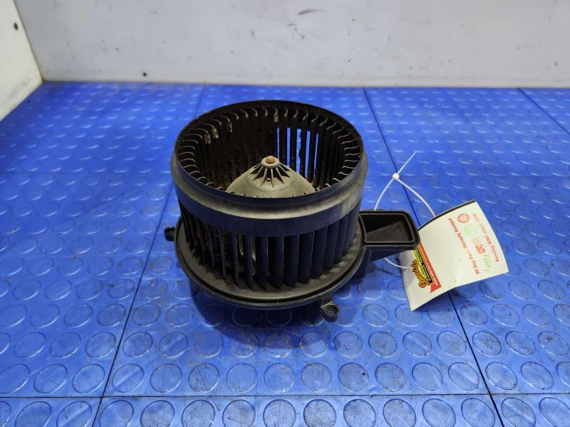 2010 Dodge Challenger Blower Motor