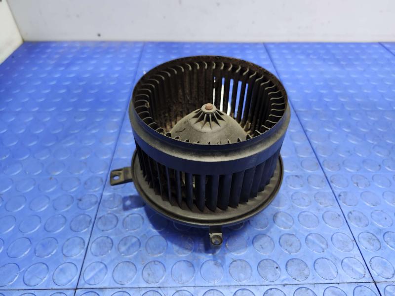2010 Dodge Challenger Blower Motor