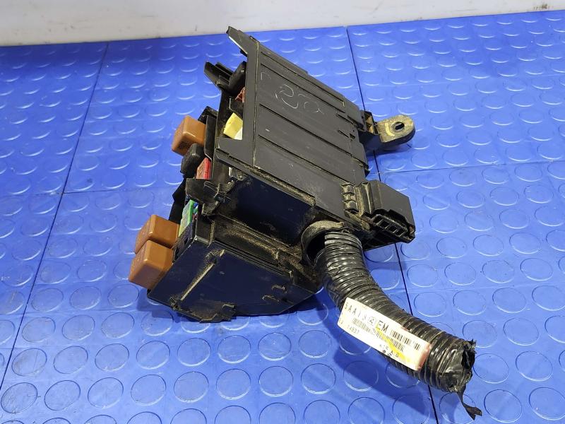 2015 Nissan Murano Engine Fuse Box
