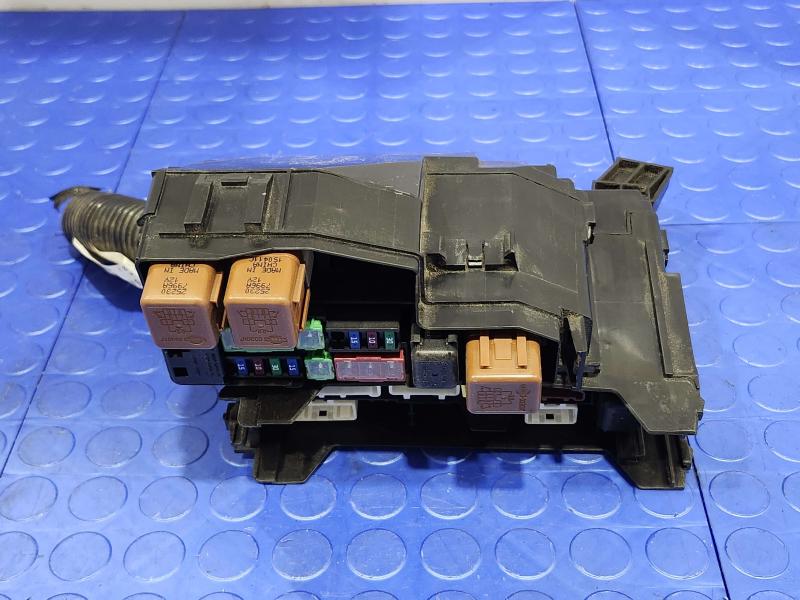 2015 Nissan Murano Engine Fuse Box
