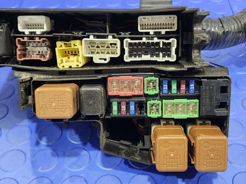 2015 Nissan Murano Engine Fuse Box