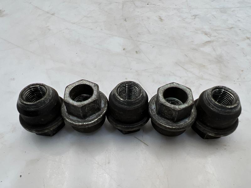 2009 Ford Ranger Lug Nuts