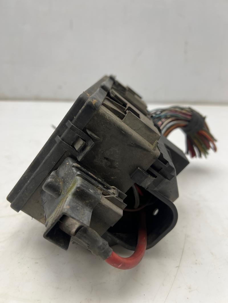 2002 Lincoln Navigator Engine Fuse Box