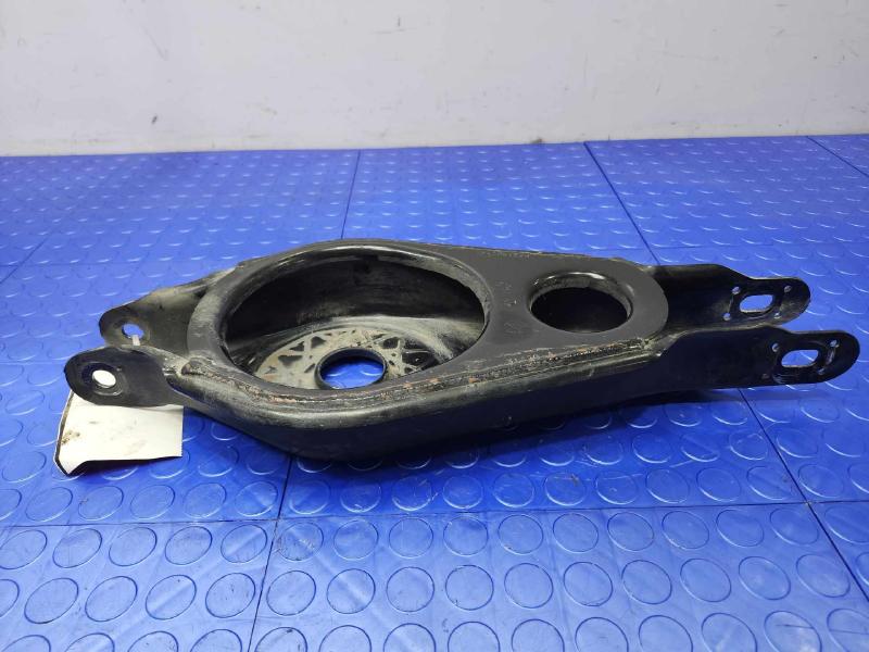 2021 Chrysler Voyager Lower Control Arm Rr