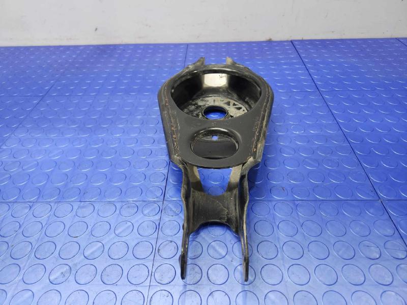2021 Chrysler Voyager Lower Control Arm Rr