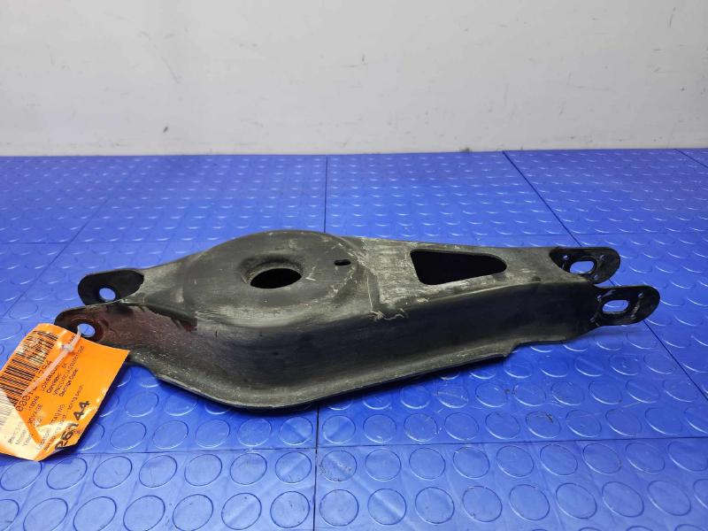 2021 Chrysler Voyager Lower Control Arm Rr