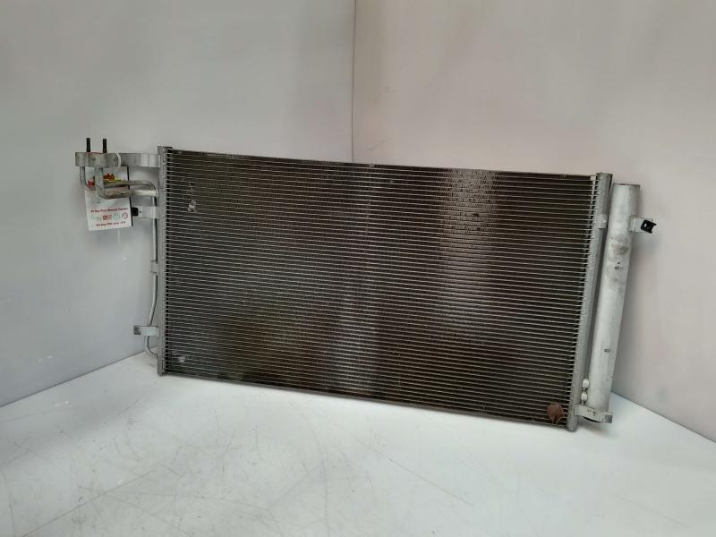 2012 Genesis Genesis Condenser
