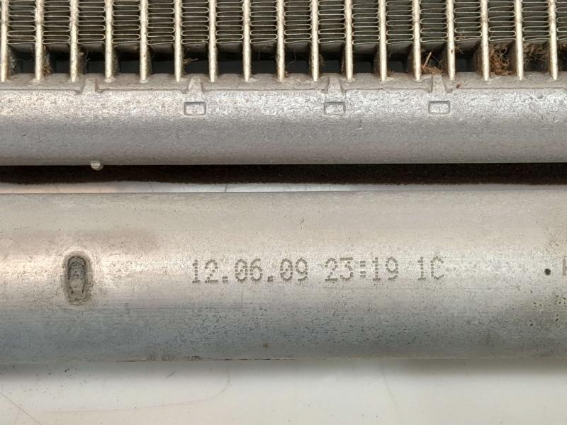 2012 Genesis Genesis Condenser