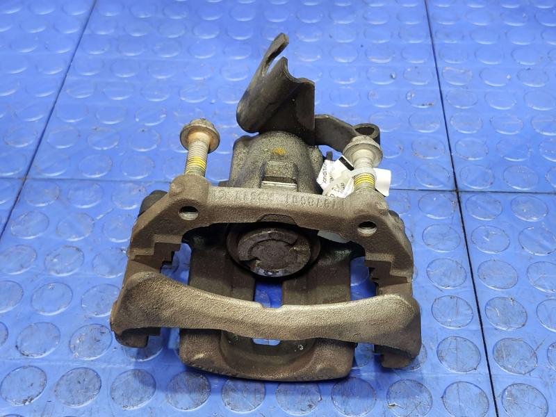 2014 Ford Mustang Caliper