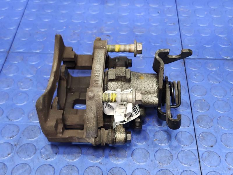 2014 Ford Mustang Caliper