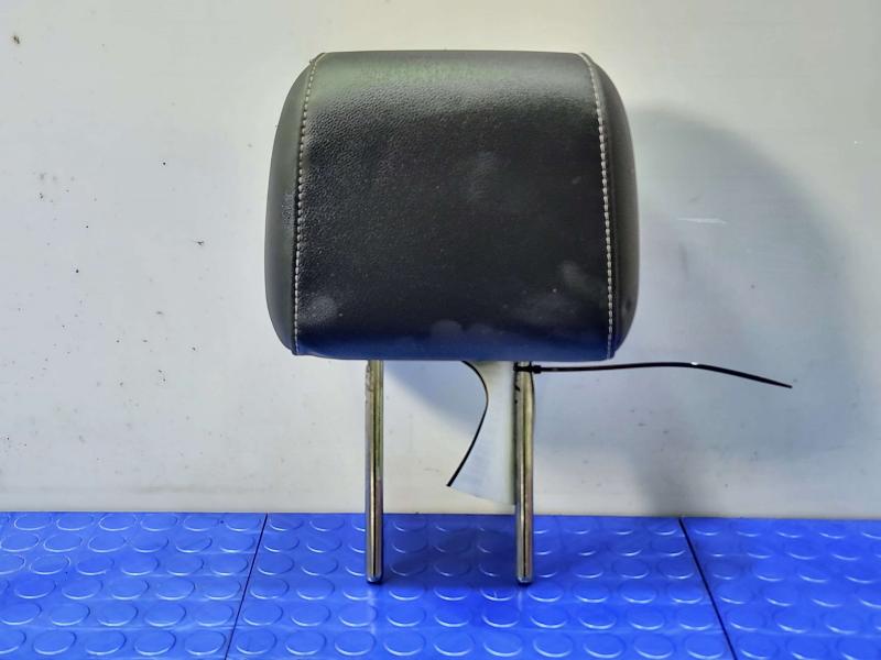 2016 Ford Focus Headrest