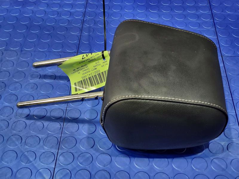 2016 Ford Focus Headrest