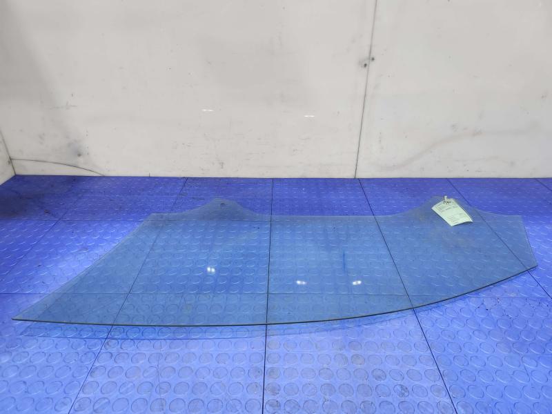 2015 Volkswagen Golf Front Door Glass/Window