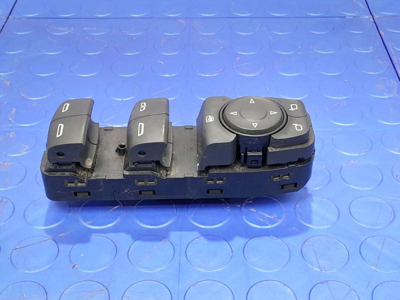 2018 Chevrolet Malibu Door Switch Front