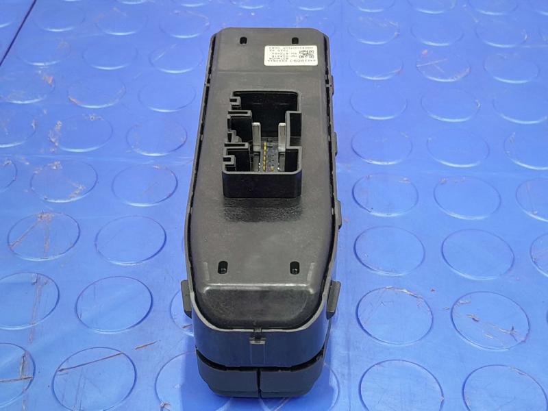 2018 Chevrolet Malibu Door Switch Front
