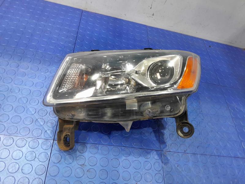 2014 Jeep Grand Cherokee Headlamp Assembly